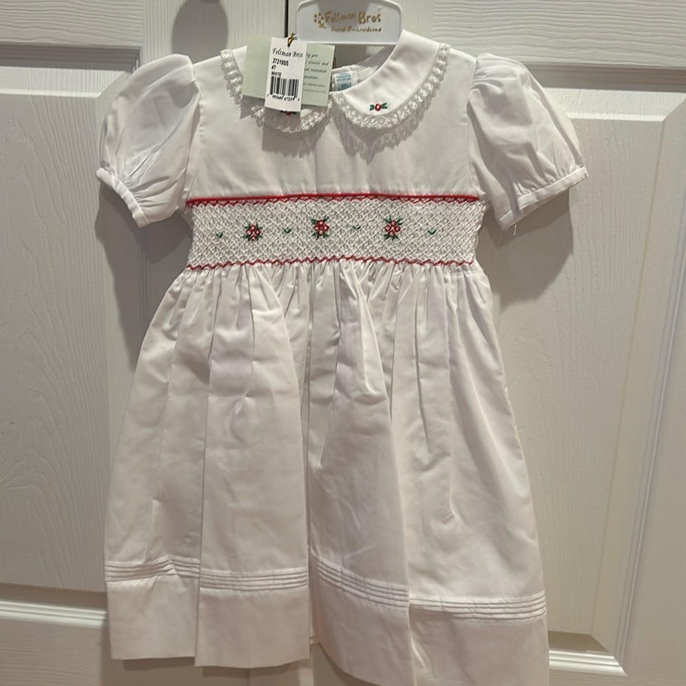 NWT Feltman Bros. Hand embroidered smocked dress 4T